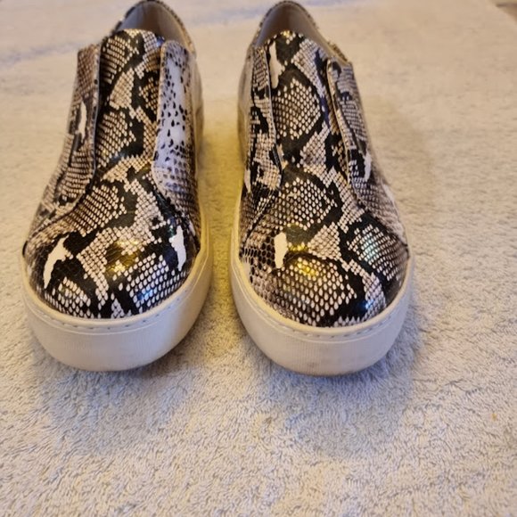 J/Slides Kayla Slip On Sneakers Python Print Slip On Vegan Leather 10M - Picture 2 of 7